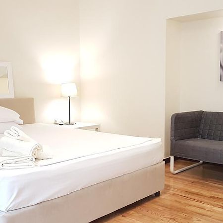 Errathens Vanilla Apartment - Athens Center Bagian luar foto