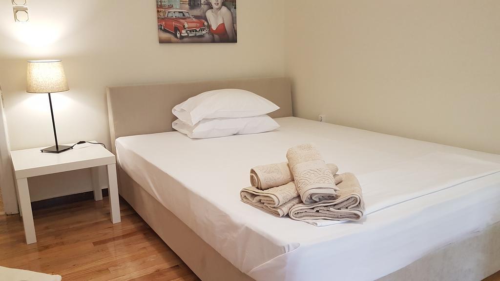 Errathens Vanilla Apartment - Athens Center Bagian luar foto