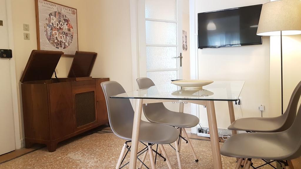 Errathens Vanilla Apartment - Athens Center Bagian luar foto
