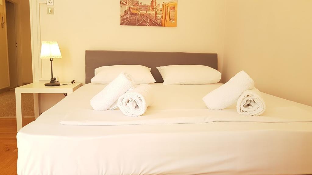 Errathens Vanilla Apartment - Athens Center Bagian luar foto