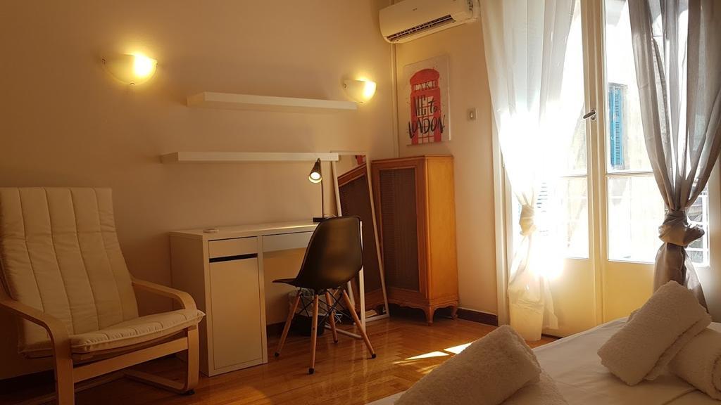 Errathens Vanilla Apartment - Athens Center Bagian luar foto